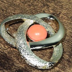 Vintage Sarah Coventry Coral Color Orbit Modern Textured Gold Tone Brooch Pin