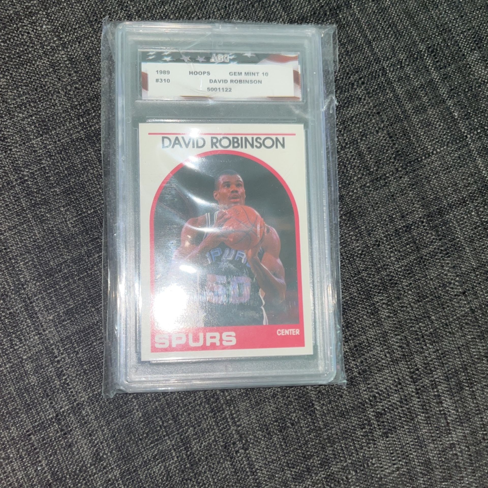 1989 NBA HOOPS DAVID ROBINSON ROOKIE CARD GRADED 10