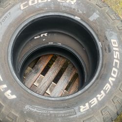 Cooper AT3 XLT 295/70/R17