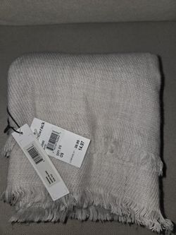 New White Scarf/Wrap - Nordstrom Rack