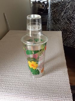 Cocktail shaker