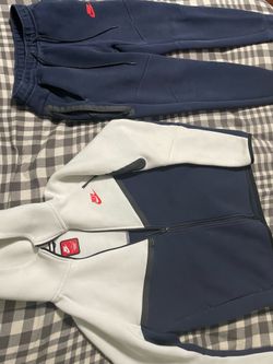 Nike Tech Fleece Full-Zip Windrunner Hoodie