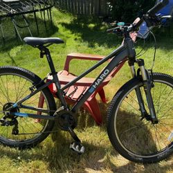 Haro Flightline 26” Mountain Bike