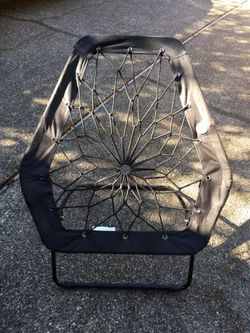 Bunjo bungi chair great for outdoor or indoor in as new Condition