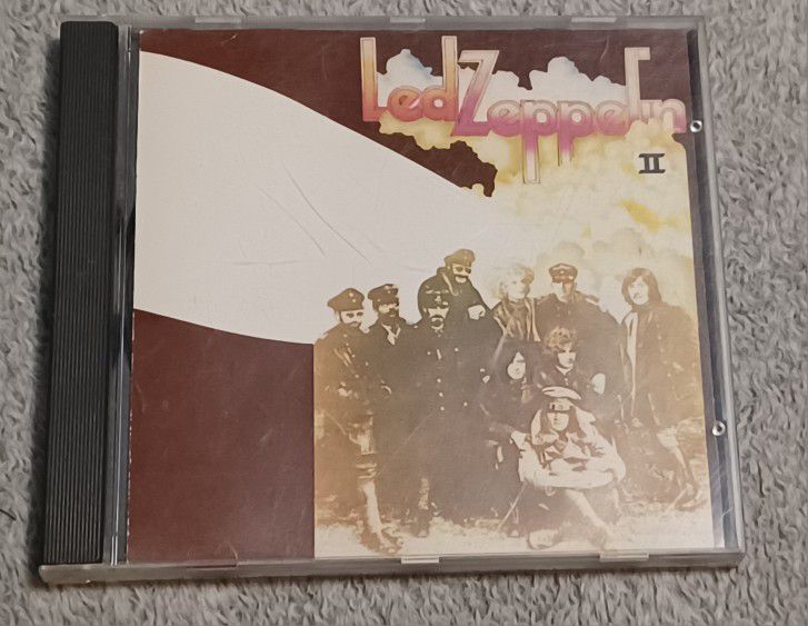 Led Zeppelin CD Zeppelin 2 Robert Plant  Music Rock Roll Music Legends