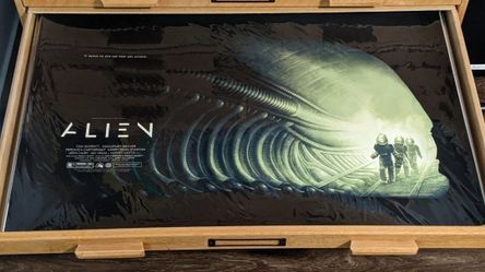 Mondo Print Phantom City Creative Alien Regular Poster