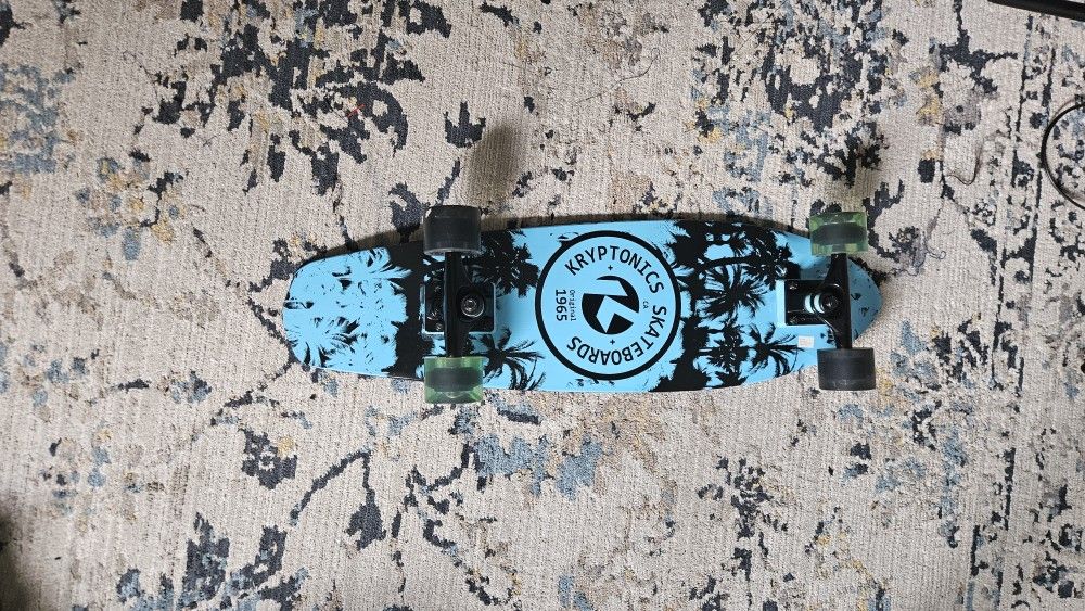 Kryptonics Skateboard Cruiserboard 28"