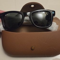 NEW Ray Ban Meta  Wayfarer classic sunglasses 
regular size Smart Glasses GEN 1