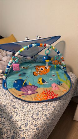 Finding Nemo belly time