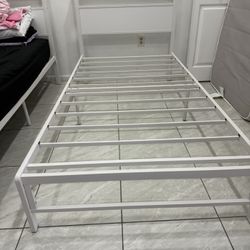 Twin Bed 