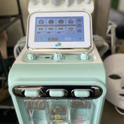 7-in-1 Facial machine