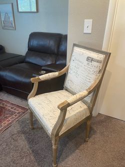 Accent chair