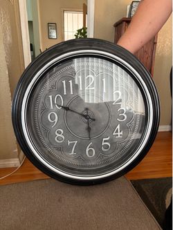 Wall clock
