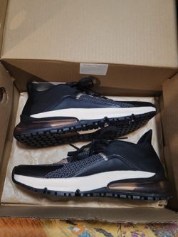 Brand New Womens Tennis Shoes 