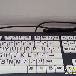 KEYBOARD 4 P.C.⌨️🖥️