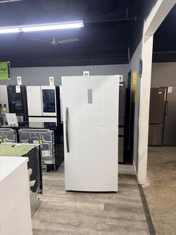 🔥FRIGIDAIRE 20 CUBIC FT. UPRIGHT FREEZER🔥
