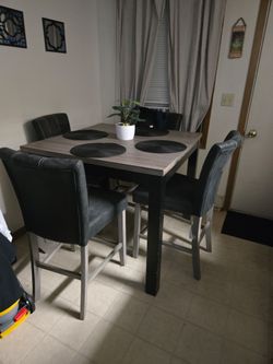 Dining table high top  with chair