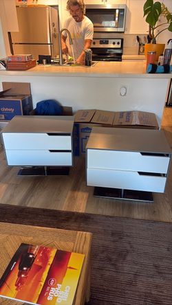 Modern night stands