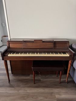 Free piano - Wurlitzer spinet with matching wooden storage bench