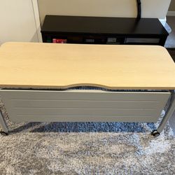 Rolling 5 feet long desk adjustable height