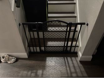 Summer baby gate for doorway or stairs