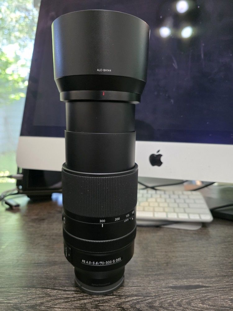 Sony FE 70-300mm SEL70300G F4.5-5.6 G OSS Lens