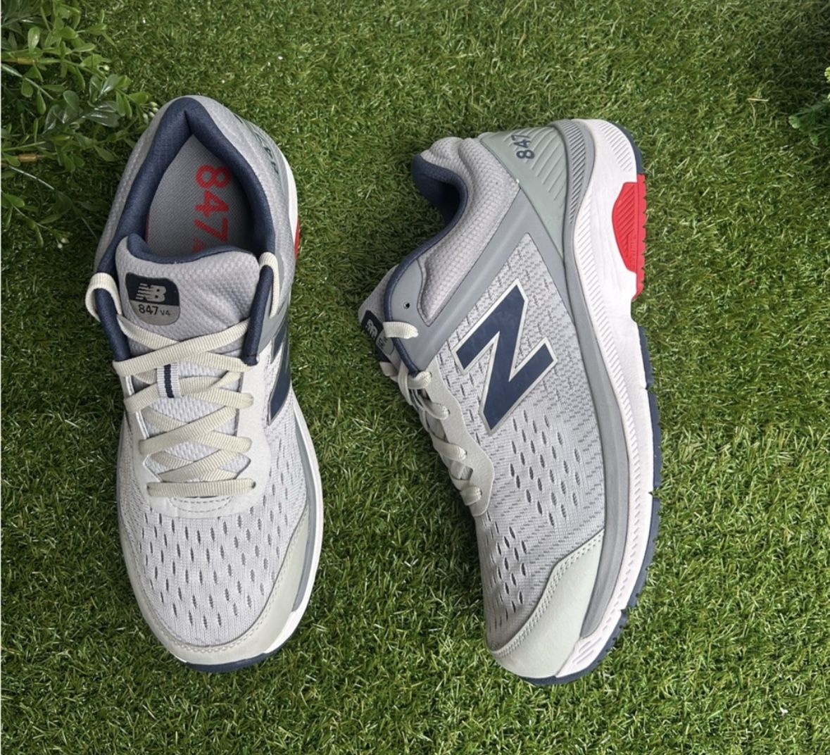 New Balance MEN 847 V4 WALKING SHOE Silver (Silver Mink/Gunmetal