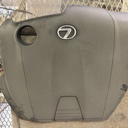 Lexus Is250 / Is300 Engine Cover 