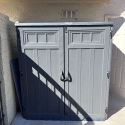 Sun cast Large Outdoor Shed $600 Retail 