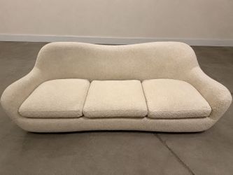 CB2 Boucle couch