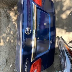 2016-2019 Nissan Sentra Trunk