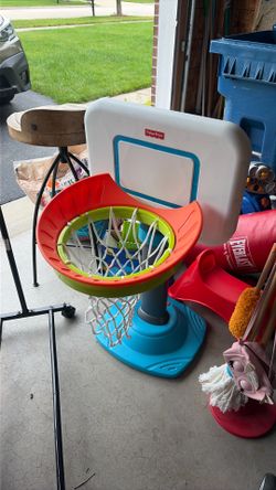 Basketball hoop fisher price