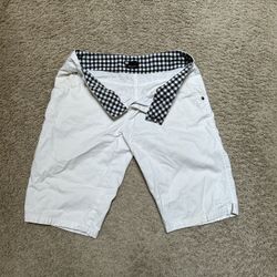 DG Men’s White Canvas Shorts -size 28