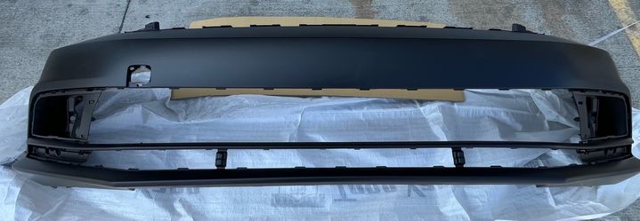 16-18 VW Jetta front bumper