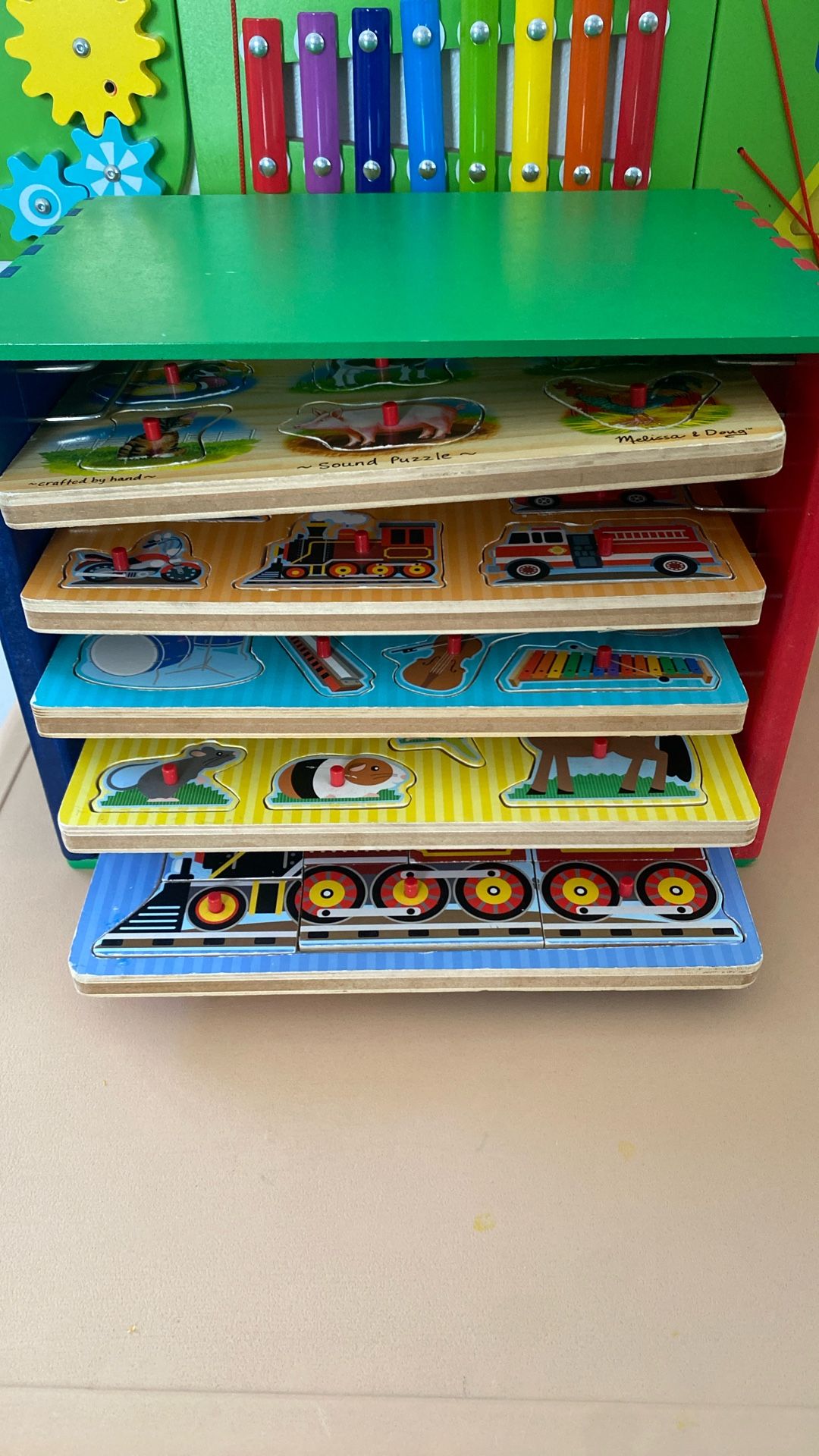 Melissa & Doug Storage Case & Puzzles