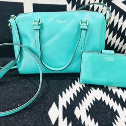 GORGEOUS Coach Mini Peyton Bright Green Leather Shoulder Crossbody Bag & Wallet