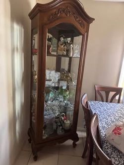 Traditional Oak Curio Cabinet with Glass Display