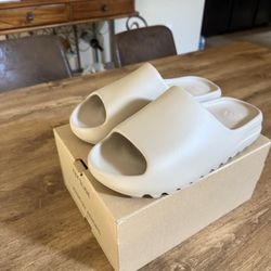 Adidas YEEZY Slide Pure