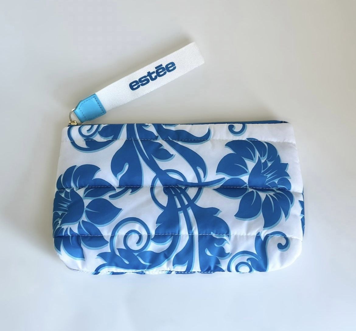 NWOT Estée Lauder White Blue Flower Puffer Make Up Pouch Wristlet 