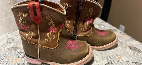 Toddle boots