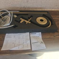 Matte Gold Floor Bathtub Faucet