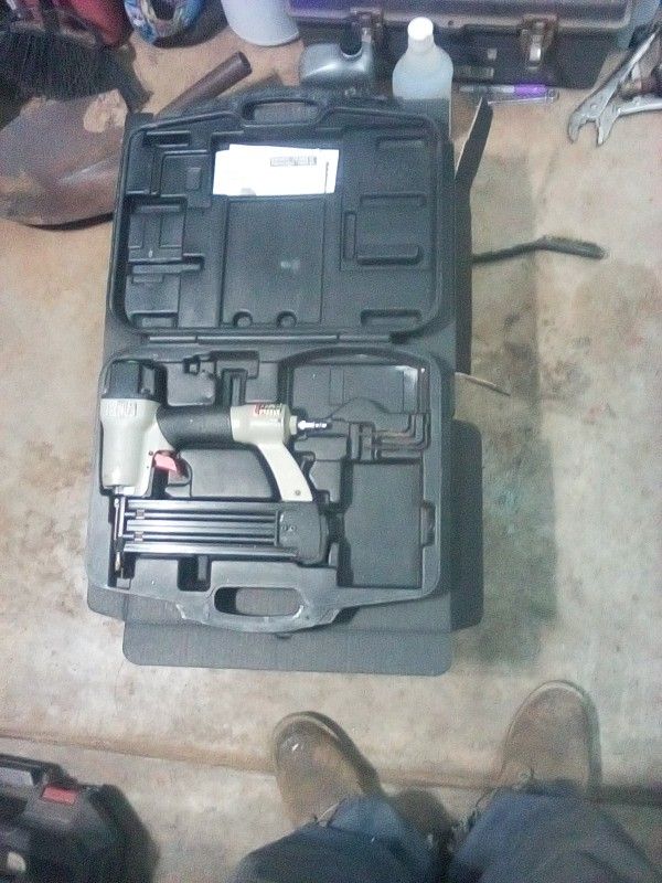 Porter Cable Brad Nailer