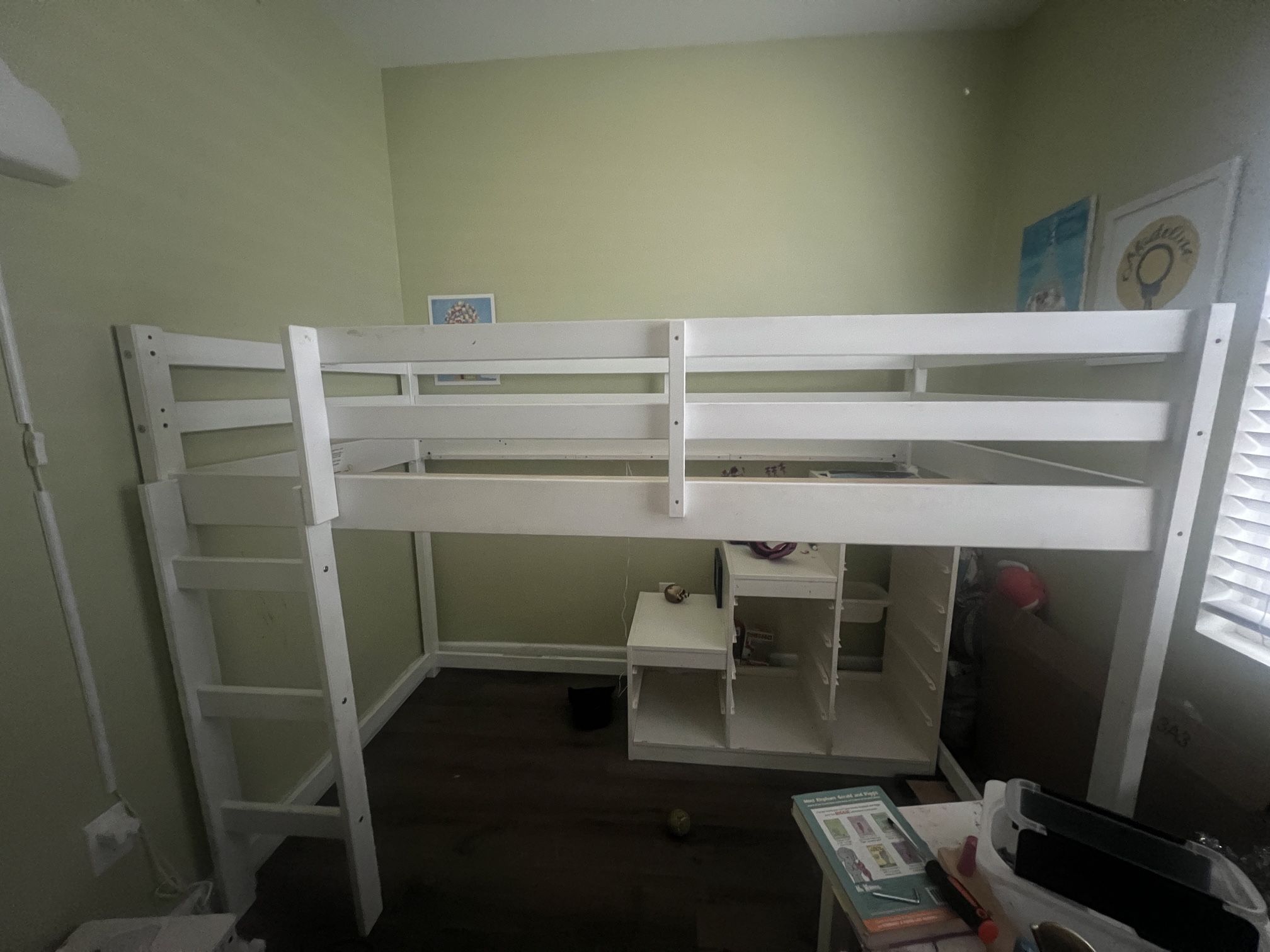 Free Bed And Toy Cabinet
