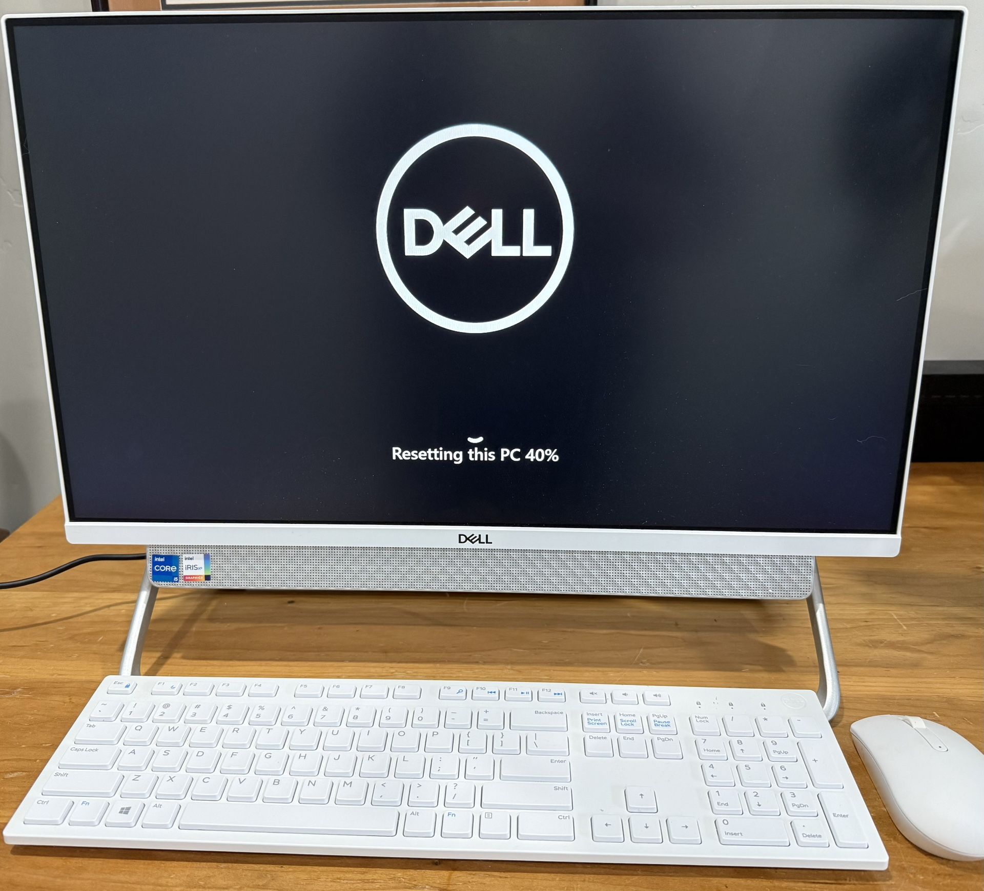 Dell Inspiron 5400 All In One