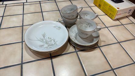Vintage porcelain coffee and tea set by Krister of Germany made approximately 1952