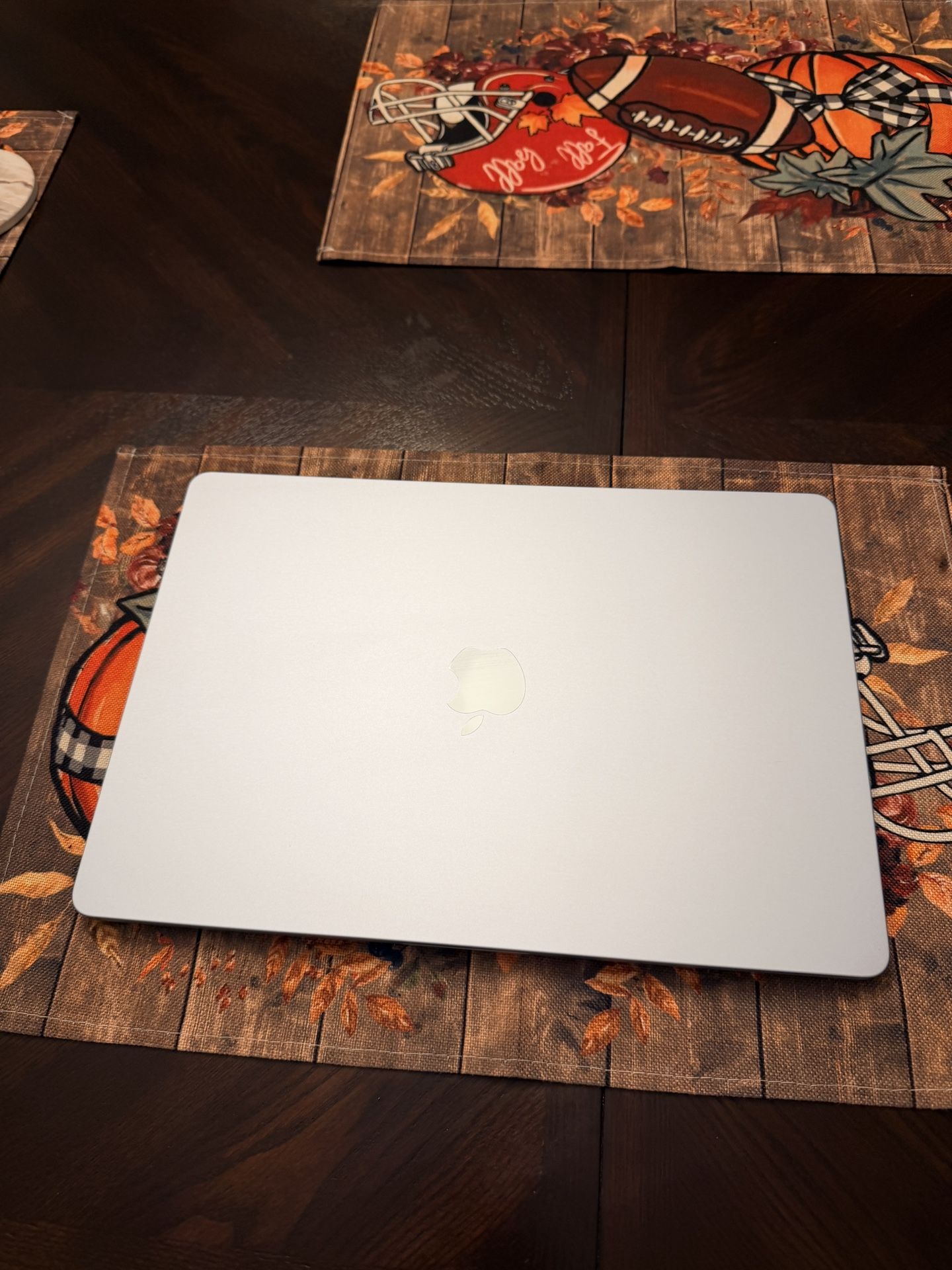 MacBook Air 15 Inch ( 2025 )