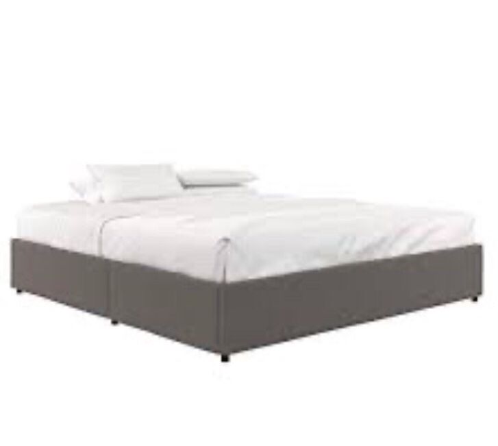 Dorel Title: KING SIZE: Platform bed with storage Gray