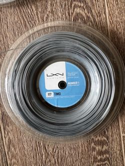 Tennis strings Reels