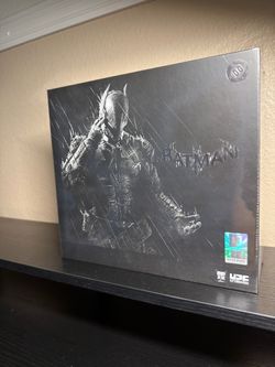 BRAND NEW LPZZ ARKHAM KNIGHT ACTION FIGURE FROM BATMAN VIDEO GAME