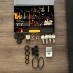 LEGO Mindstorms EV3 + Extra motors and wheels